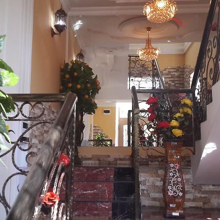 Edemi Hotel 쿠타이시 외부 사진