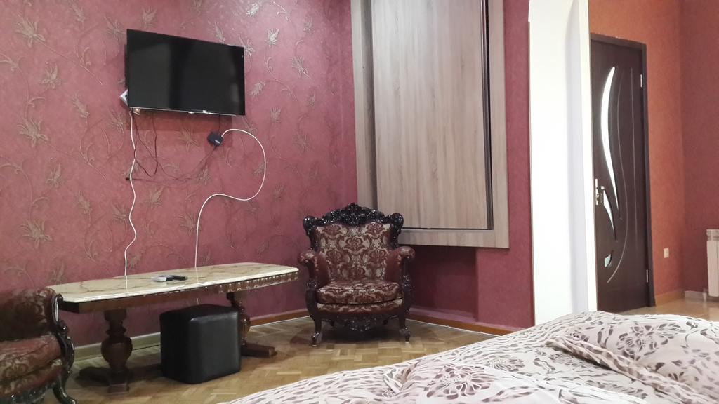 Edemi Hotel 쿠타이시 외부 사진